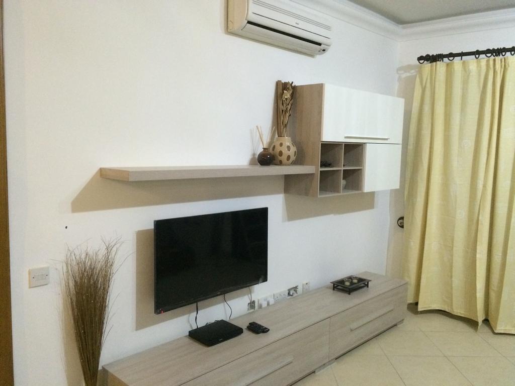 Seaview Apartment In Saint Thomas Bay Марсаскала Екстериор снимка
